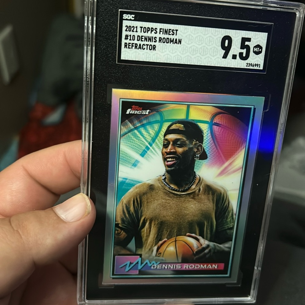 2021 Tops Finest #10 Dennis Rodman Refractor Graded 9.5 SHC AMAZING, Rare